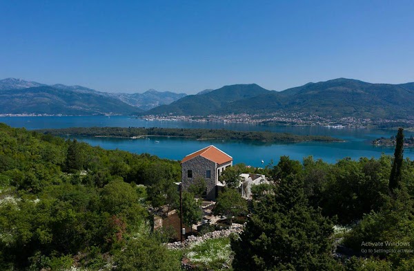 Luštica
