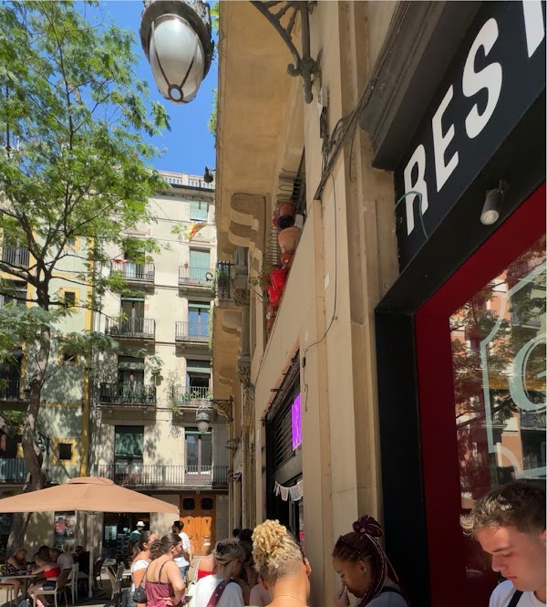 BELLA LI BARCELONA CONCEPT STORE