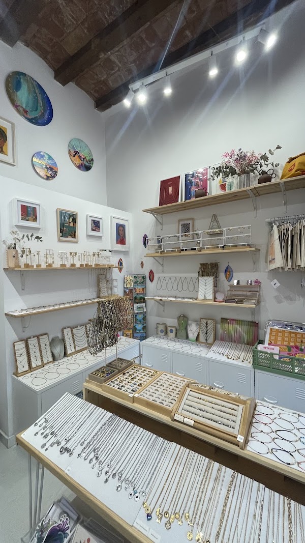 BELLA LI BARCELONA CONCEPT STORE 2