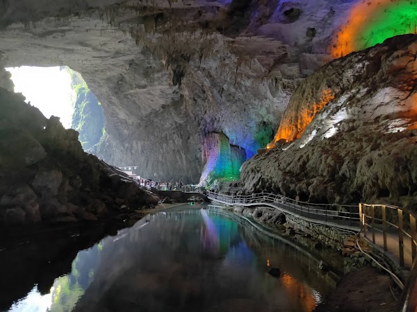 Baimo Cave