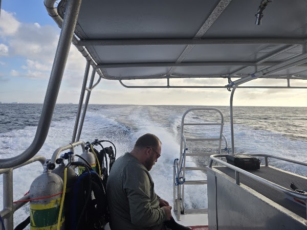Big Blue Dive Boat 4