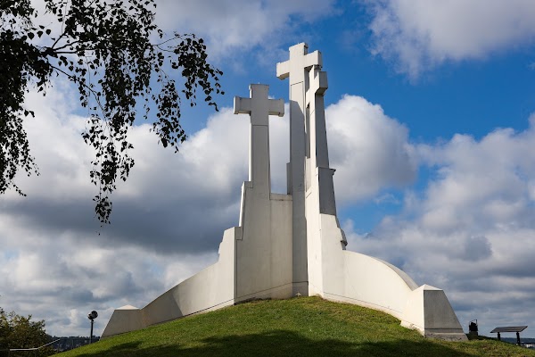 Three Crosses Monument 1