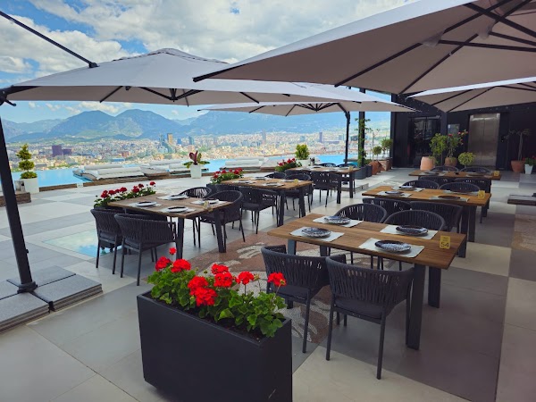 Arka Rooftop
