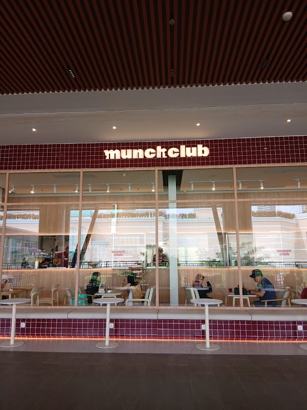 Munch Club - Puri Indah Mall 2