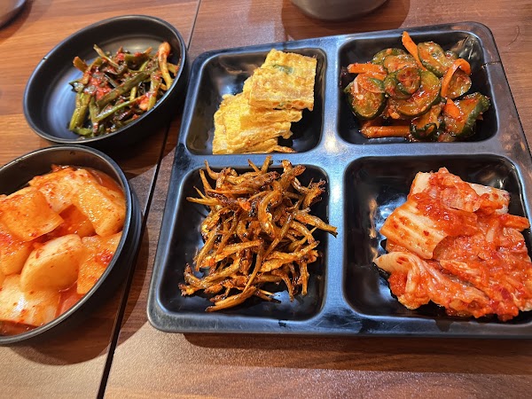 Hoodadak Korean Restaurant 후다닥 한국 음식점 3
