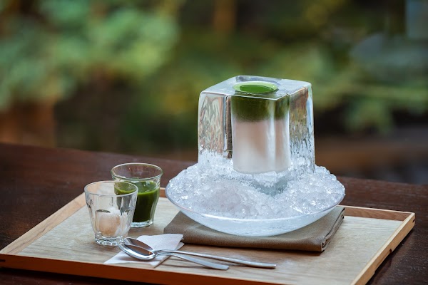 カフェ 33 3