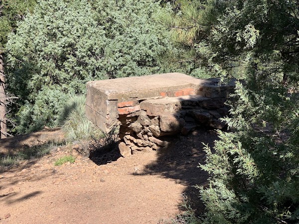 Crags Hotel Ruins