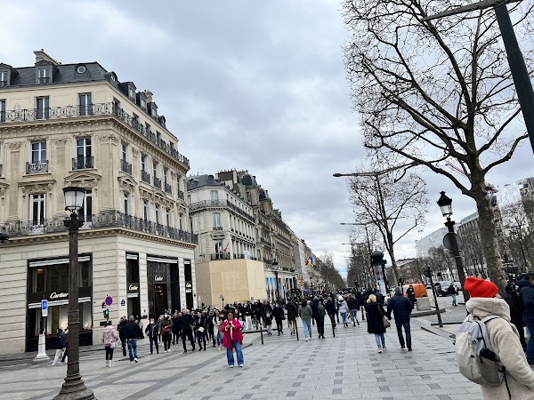 Champs-Élysées 5