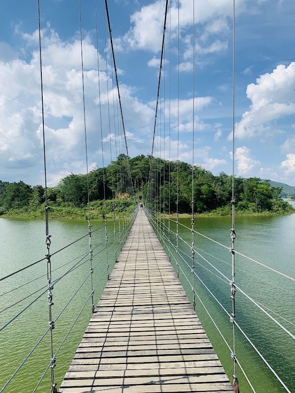 Kaeng Krachan Dam Rope Bridge 1