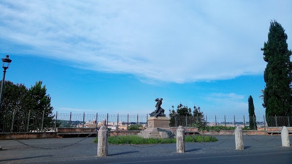 Viale della Trinità dei Monti 1