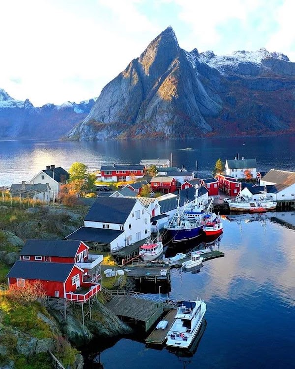 Hamnøy 5