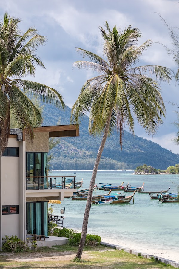 Idyllic Concept Resort