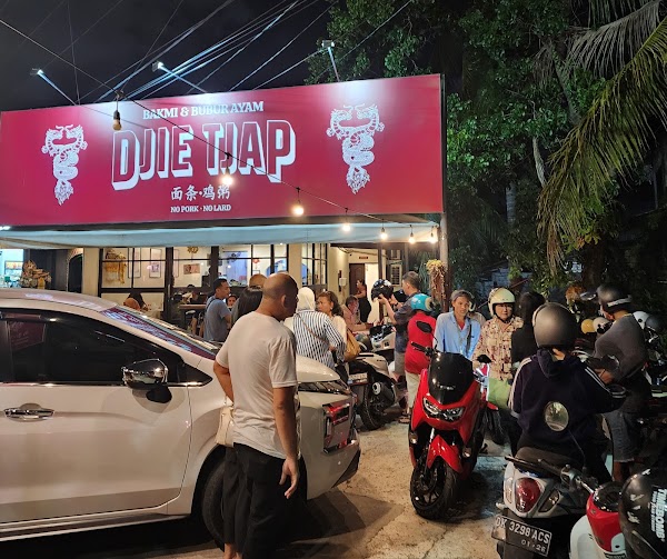 Bakmi & Bubur Ayam Djie Tjap 4