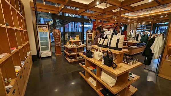 BEAMS JAPAN SHIBUYA 5