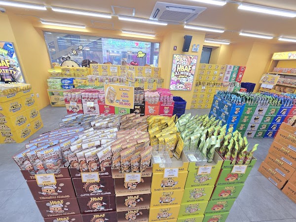HBAF ALMOND STORE Myeongdong No.3 5