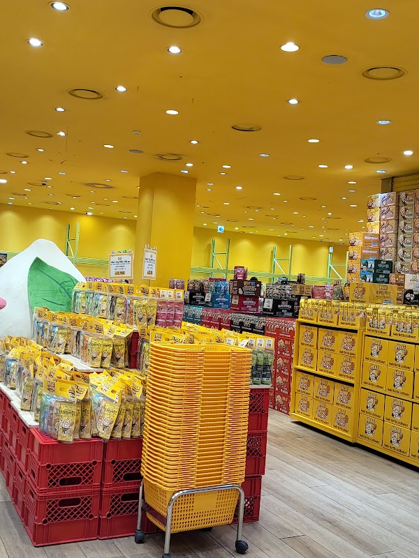 HBAF ALMOND STORE Myeongdong No.3 4
