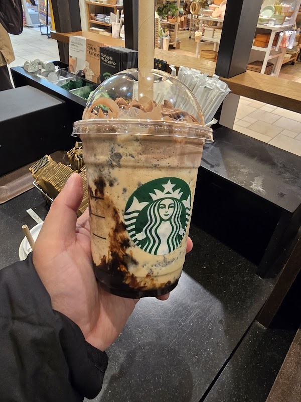 Starbucks Coffee - Tokyo Skytree Town · Solamachi West 1F 4