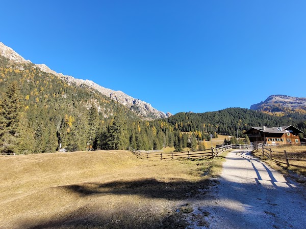 Parcheggio Malga Zannes 5