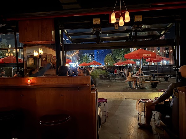 Hank’s Bar 3