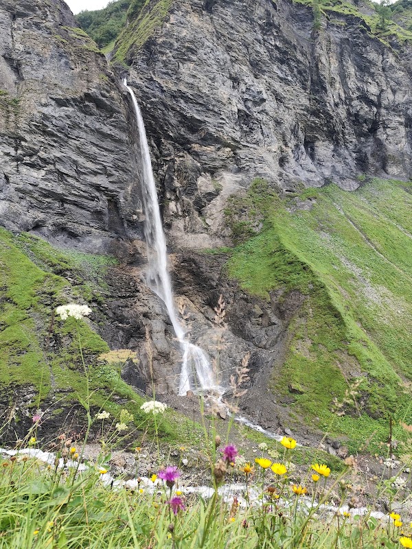 Wasserfall-Arena Batöni 3