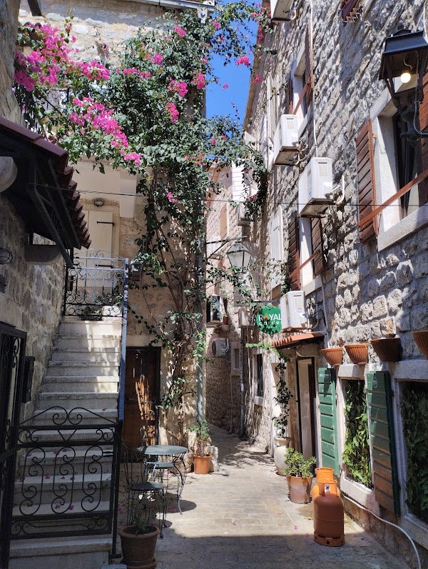 Budva Riviera 5