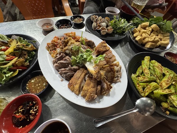 Quán ăn Tân Hồ 5