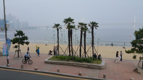 Thursday Party, Gwangalli 2