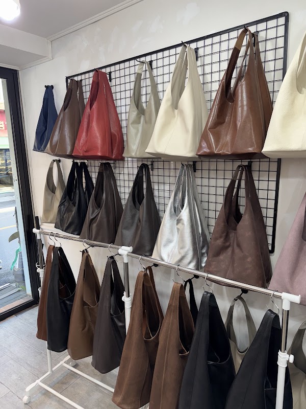 E.kyung leather 5