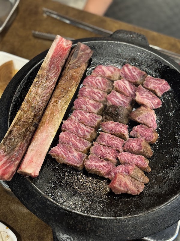 고짚명지점 ( GOZIP Myeongji (Straw-fired Korean BBQ) ) 4