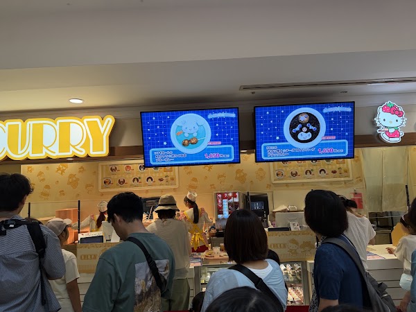 Character Food Court
