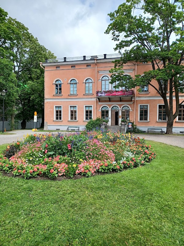 Hakasalmen huvila