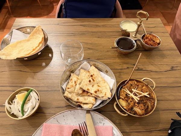 Gandhi 2 Indian Restaurant 3
