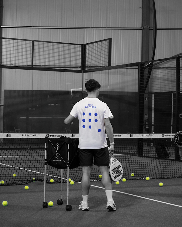 Outlier Padel Club 4