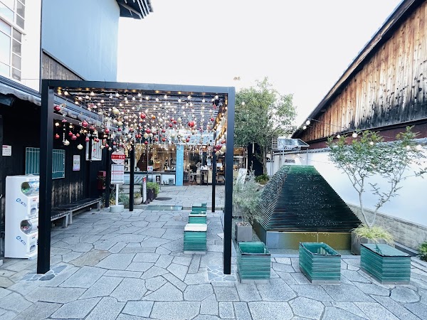 Kurokabe Square 2