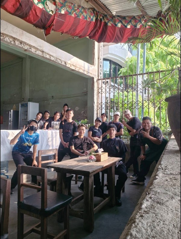 Baan Rim Naam Songwat