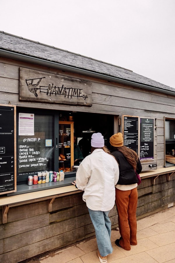 Hangtime Café