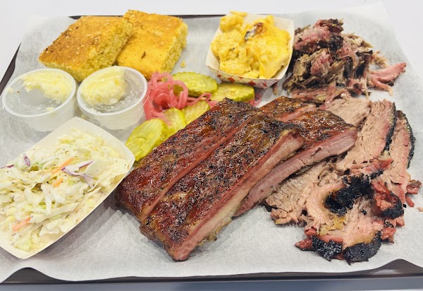 Treehouse BBQ 5