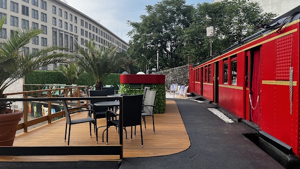 Train Cocktailbar