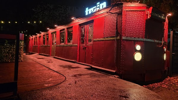 Train Cocktailbar 2