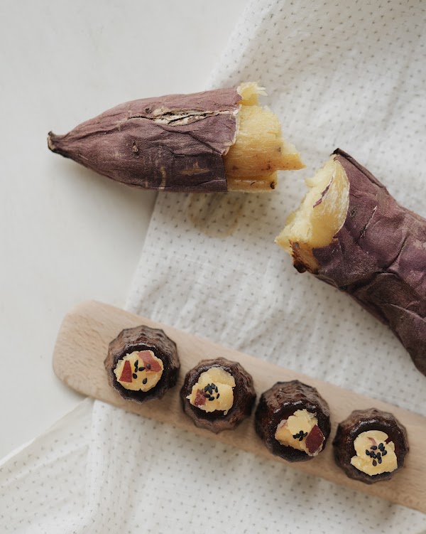 CANELÉ du JAPON Nagahoribashi Store 5