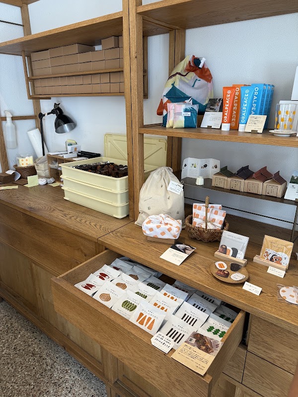CANELÉ du JAPON Nagahoribashi Store 3