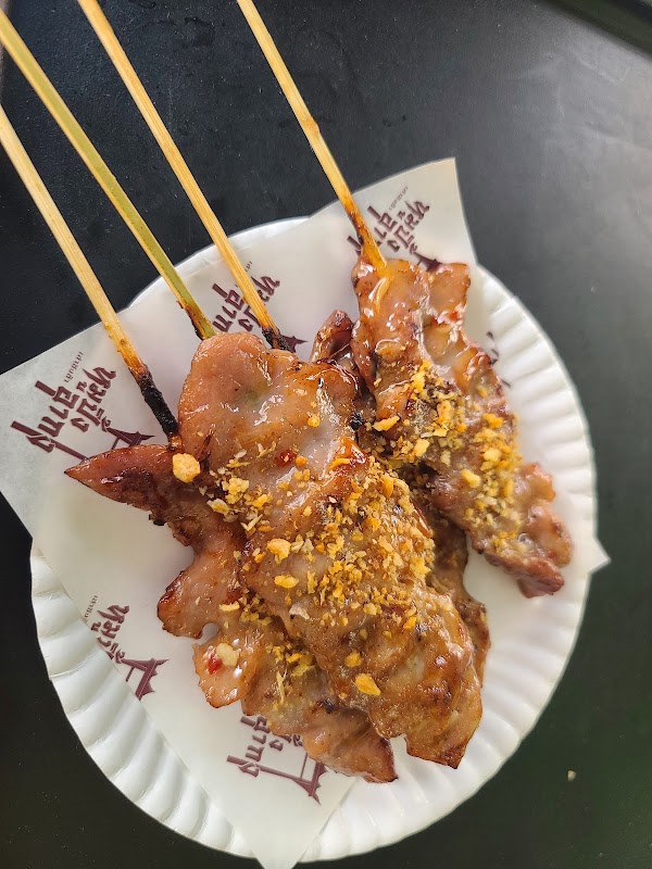 ร้านหมูปิ้ง สูตรอากง (เจ๊ฮุ้ง) 4