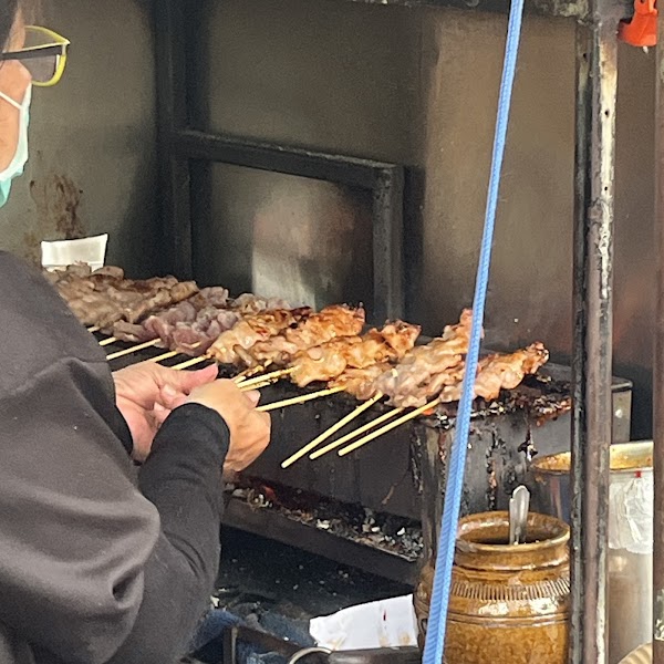 ร้านหมูปิ้ง สูตรอากง (เจ๊ฮุ้ง) 3