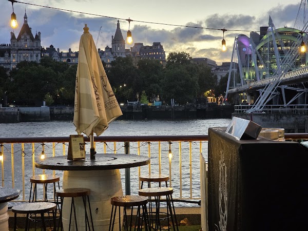 The Thirsty Farrier Cocktail Bar - Southbank