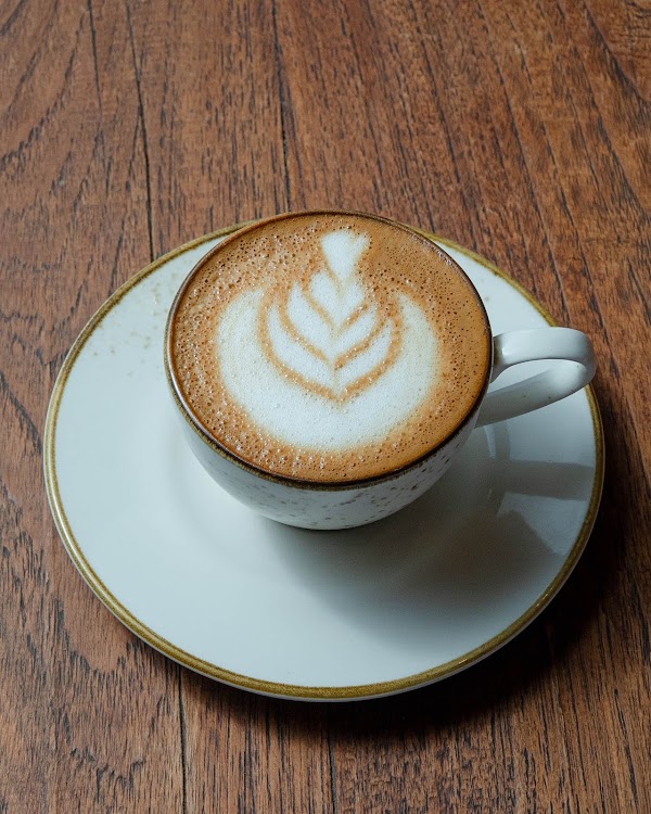 FLEUR - Café - Atelier d’artistes 5