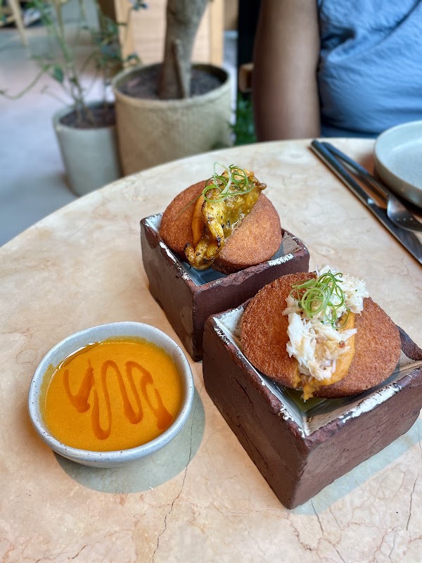 Akara Restaurant 2