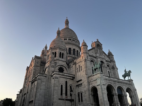 Overlook of Paris 4