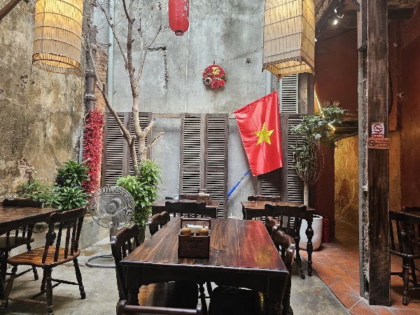 The Hanoi Cafe 2