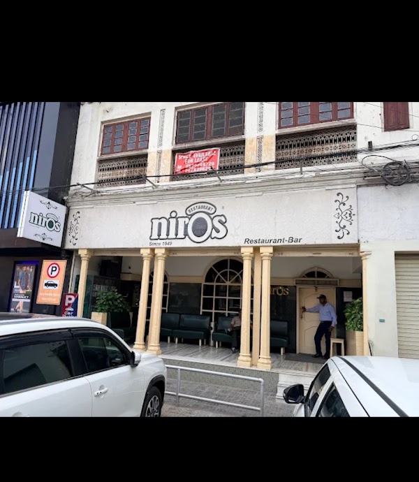 Niros Restaurant 4