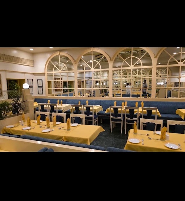 Niros Restaurant 3